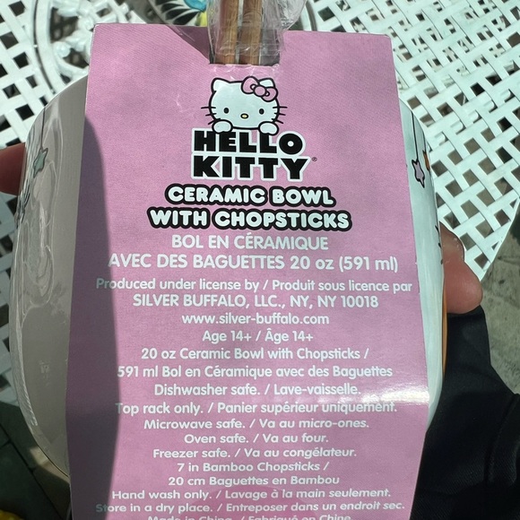 - Hello kitty Halloween ramen bowl with chopsticks! - Picture 3 of 4